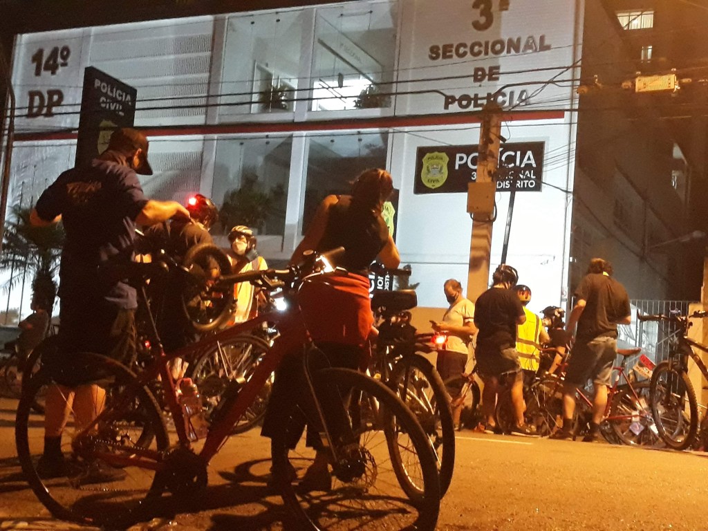 14º Distrio Policial de Pinheiros onde terminou a manifgestação