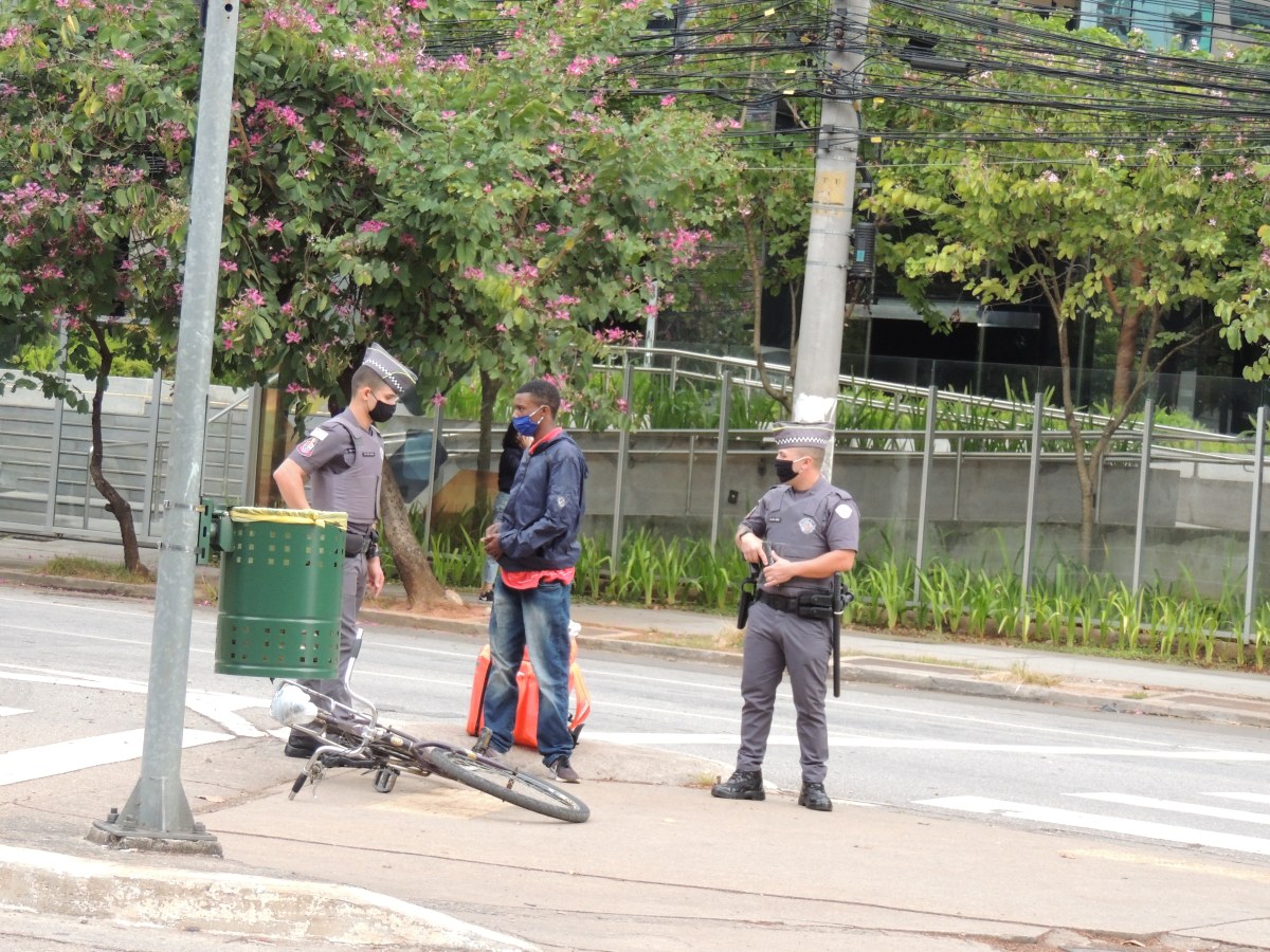 Entrevista: Ninguém é obrigado a andar com nota fiscal para comprovar posse de&nbsp;bicicleta